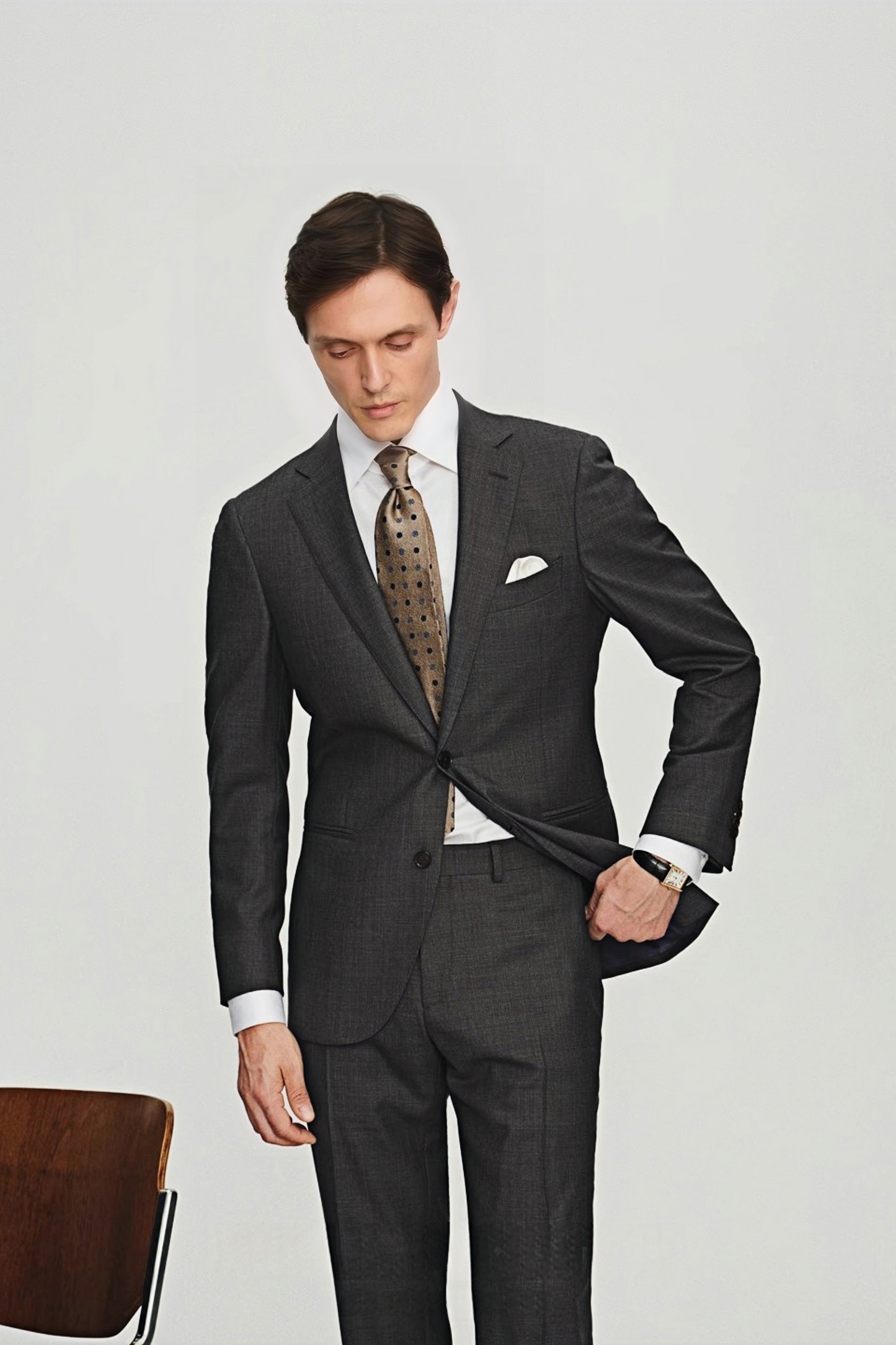 Benedict dark-gray suit
