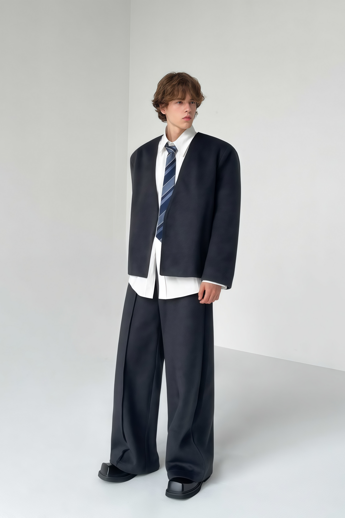Gaspard gray jacket & trousers matching set