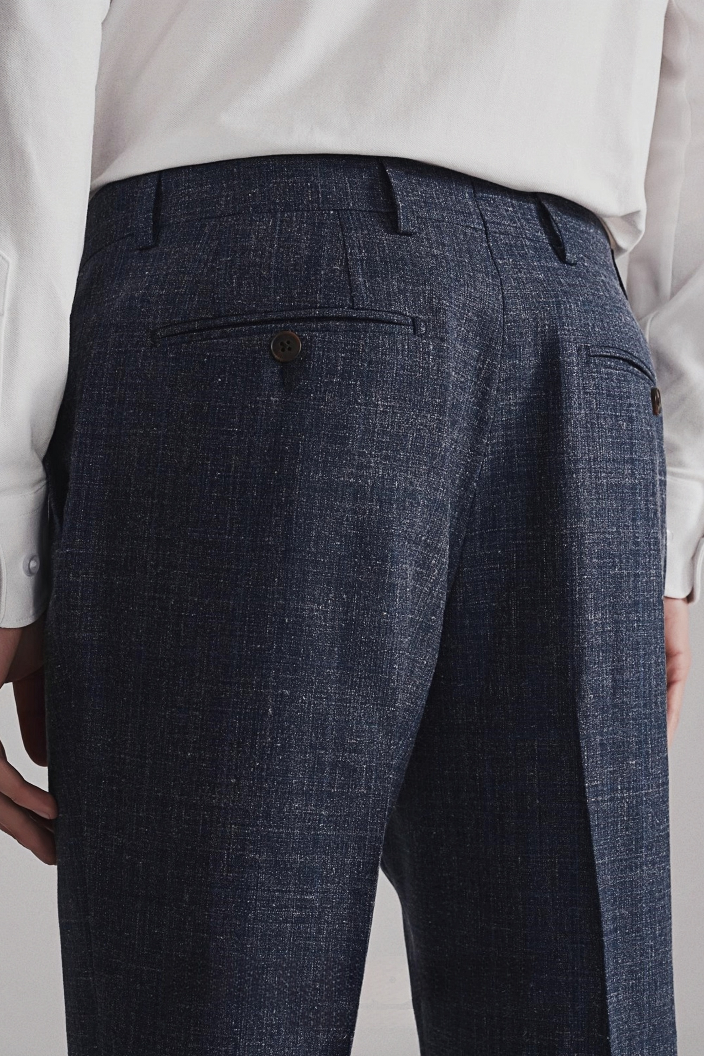 Alistair navy-blue suit