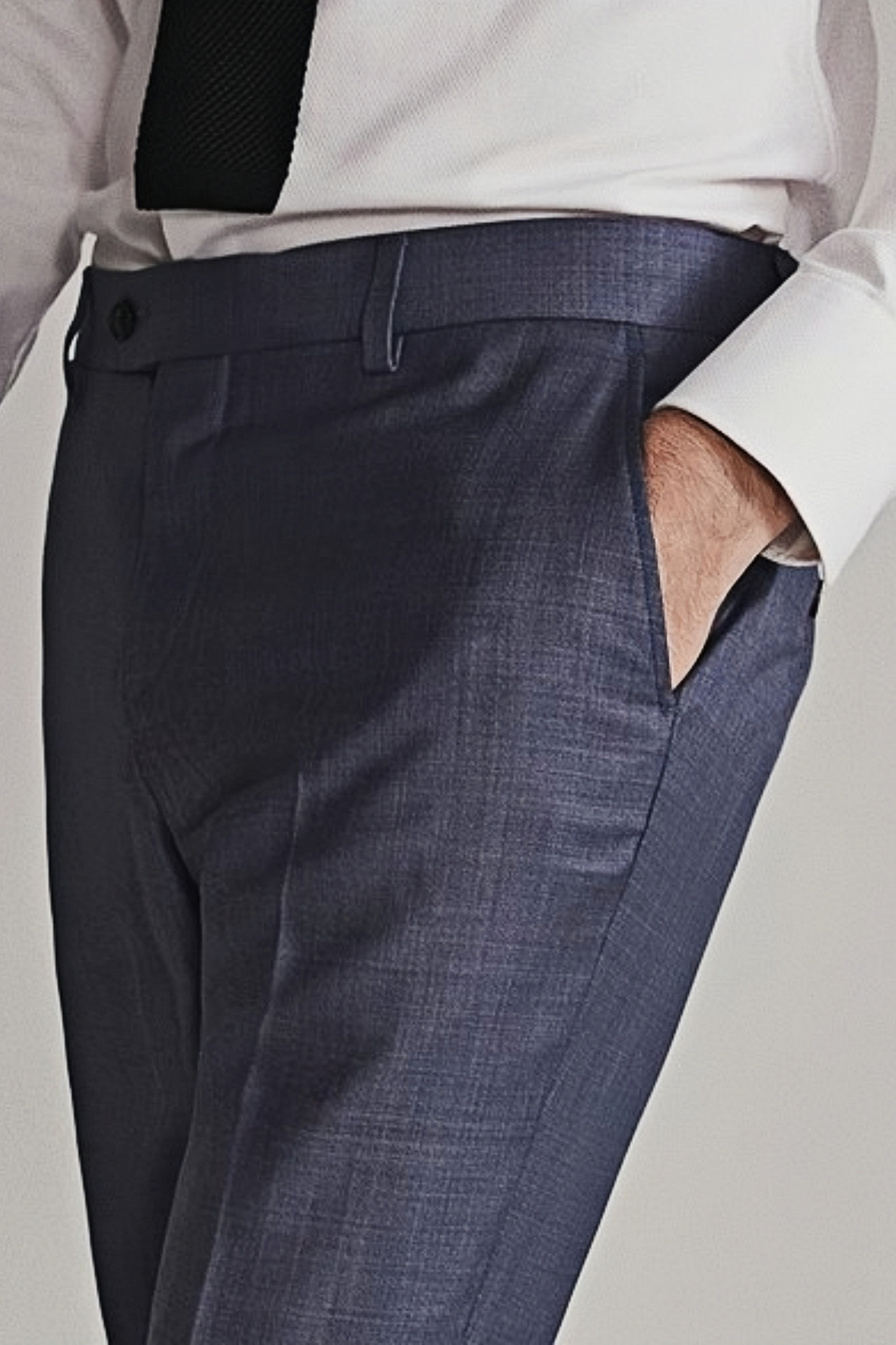 Alaric light-blue trousers