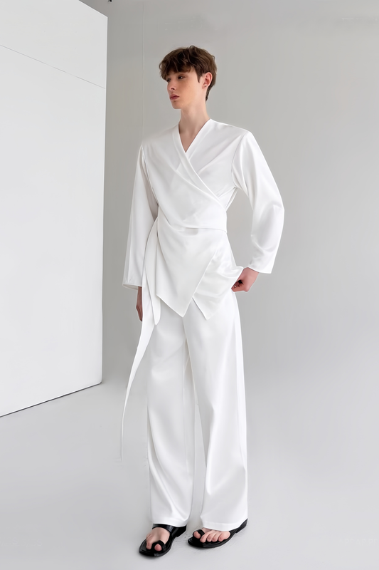 Gaspard white self-tie detail suit
