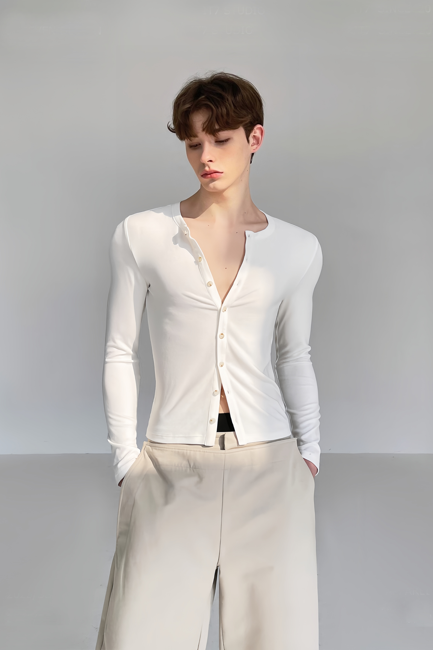 Georges white fitted design cardigan