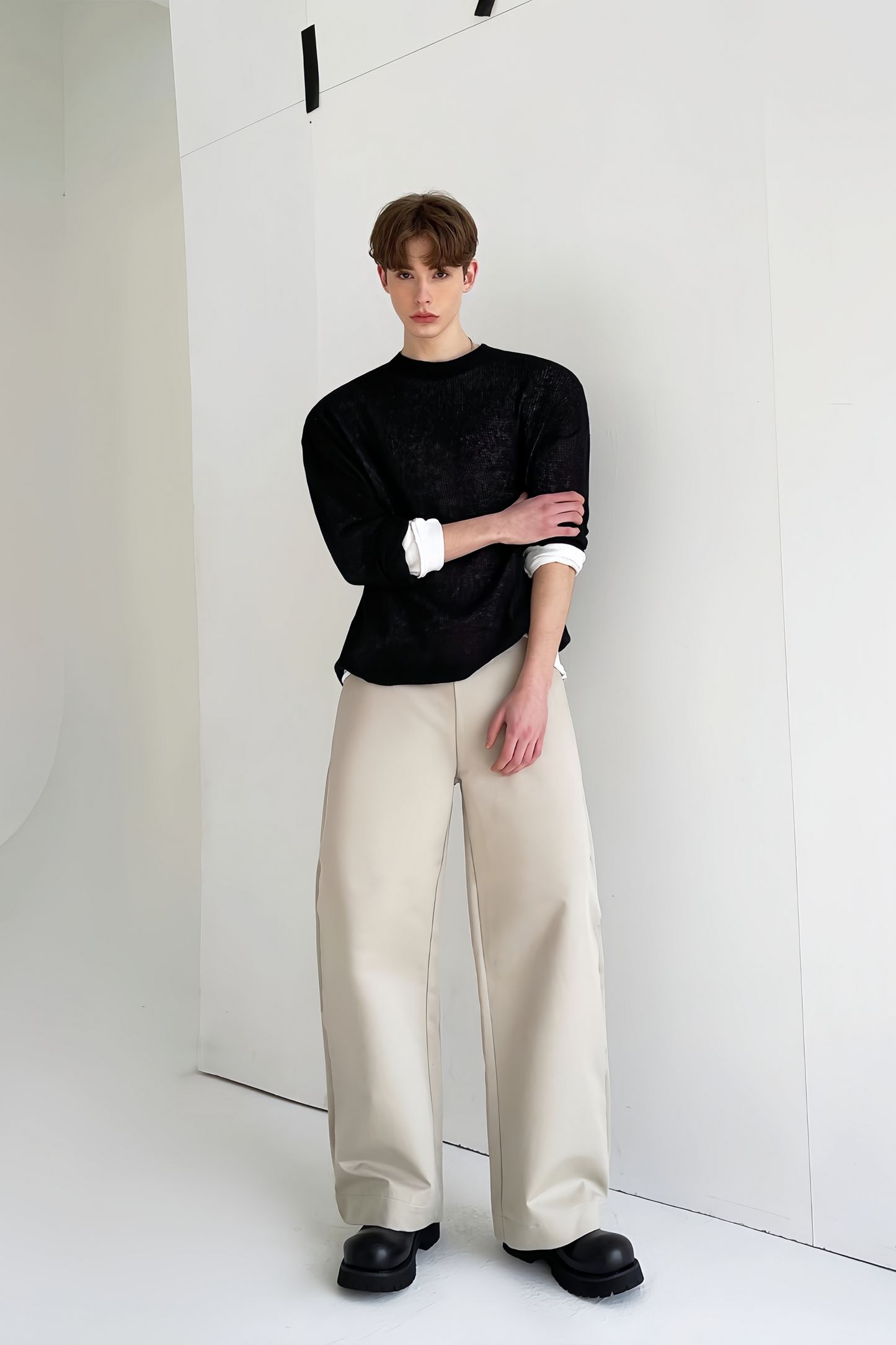 Oliver black crochet-knit jersey