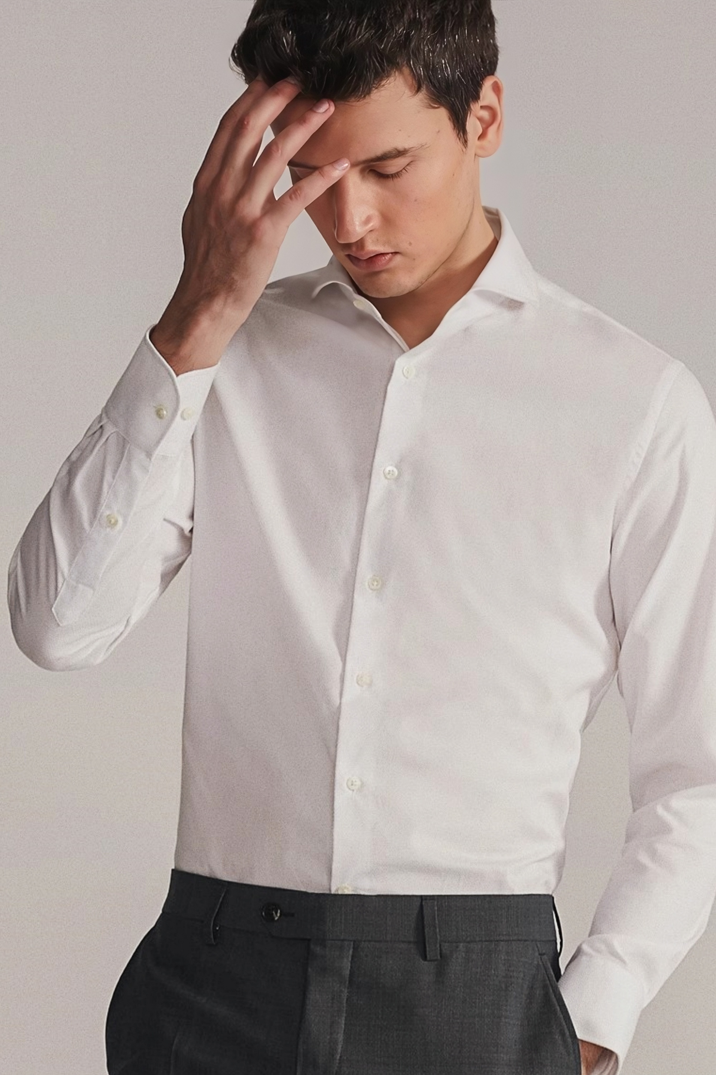 Theodore white windsor-collar shirt